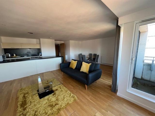 Modern & Spacious 2 Bed Merchant City Apart-High St กลาสโกว์ ภายนอก รูปภาพ